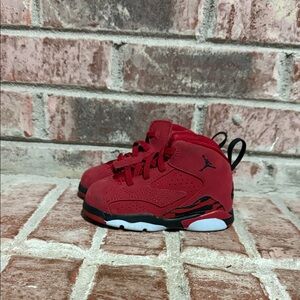 Toddler Jordan jumpman MVP red and black Sneakers size 6c